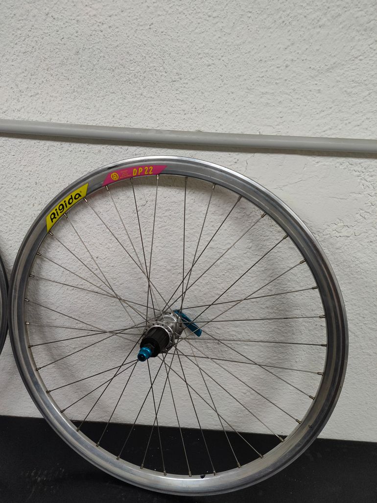 Used Rigida Cerchi DP22 26" with 36-Spoke MTB Quick Release Hubs bike — image 5 of 8