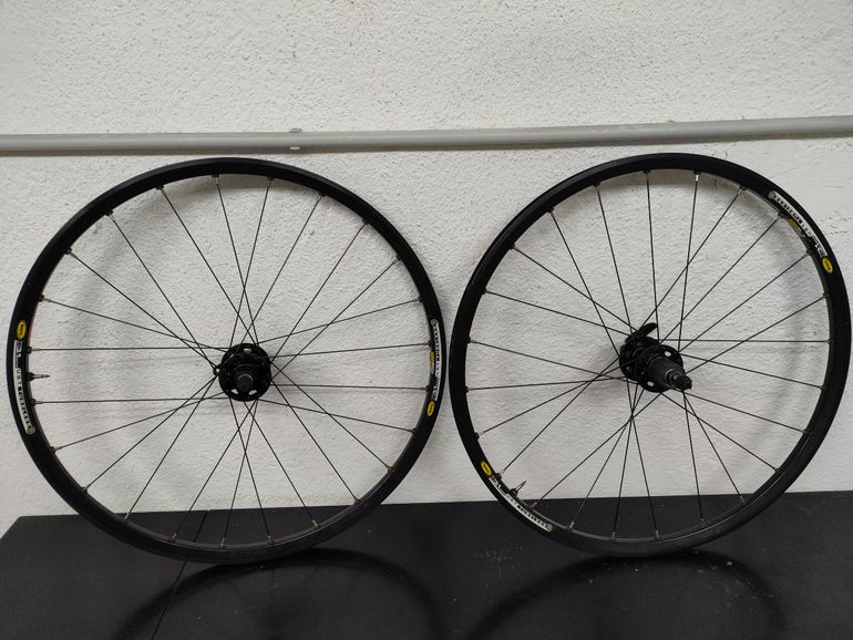 Used Mavic X3.1 Disk UST Tubeless 26" Wheelset with DT Swiss Hubs bike — image 4 of 8