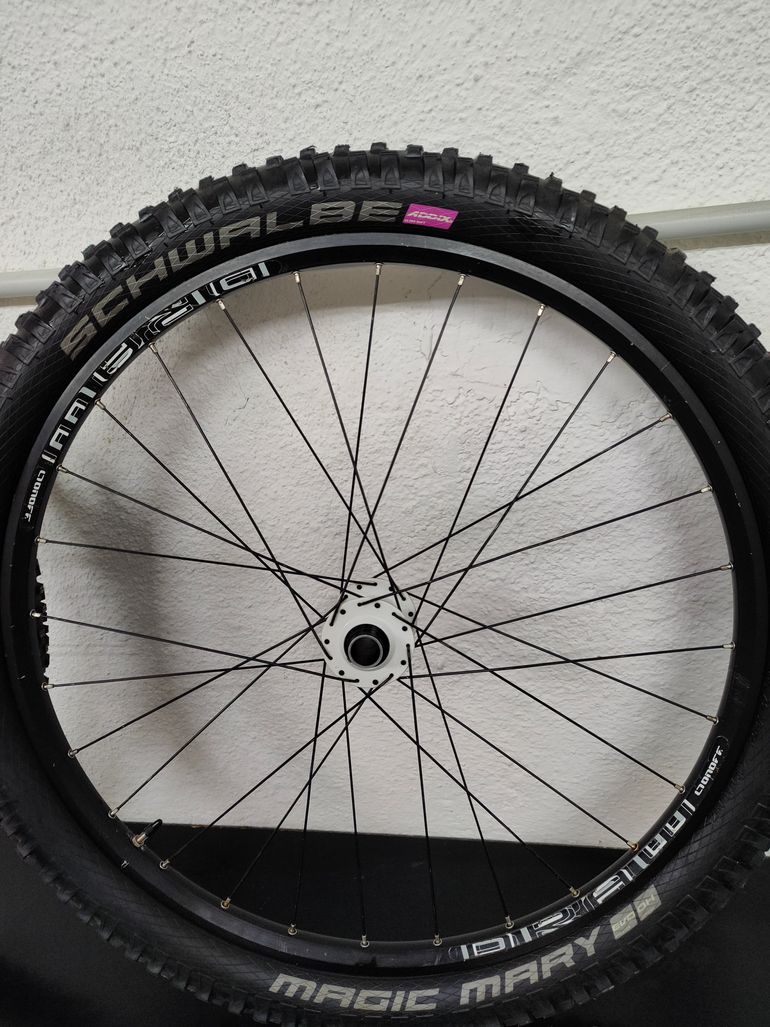 Used OnOff Draw Black Rims White Hubs 26x2.35 bike — image 3 of 6