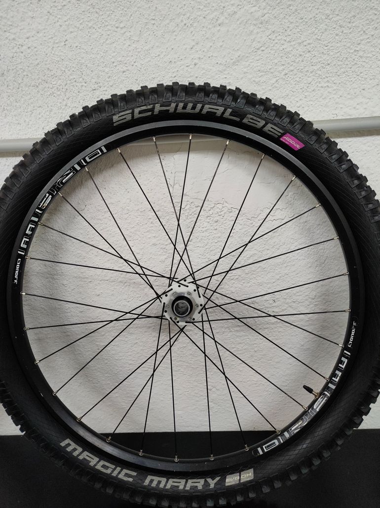 Used OnOff Draw Black Rims White Hubs 26x2.35 bike — image 6 of 6