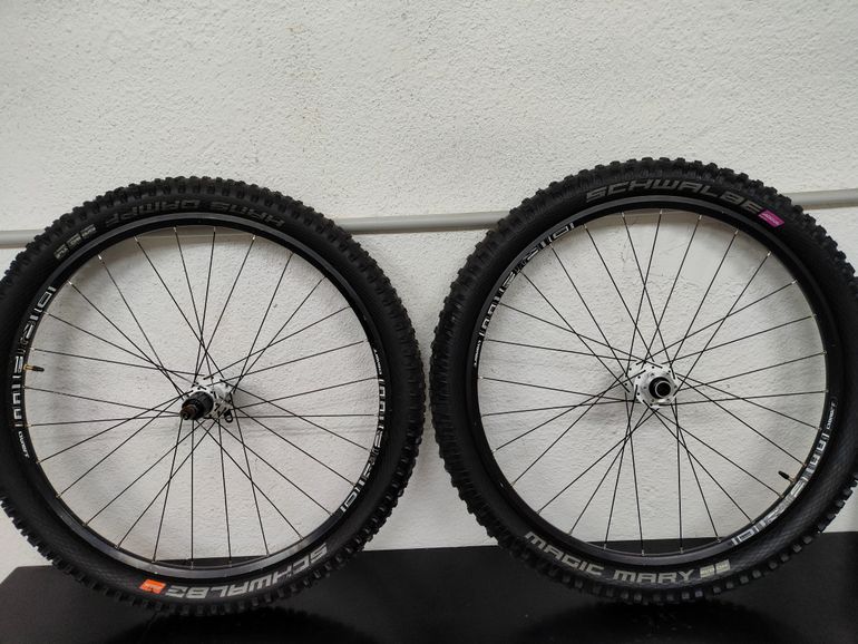 Used OnOff Draw Black Rims White Hubs 26x2.35 bike — image 5 of 6