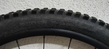 Used Shimano Front Wheel 29" Axle 110mm x 20mm with Tire and Insert bike