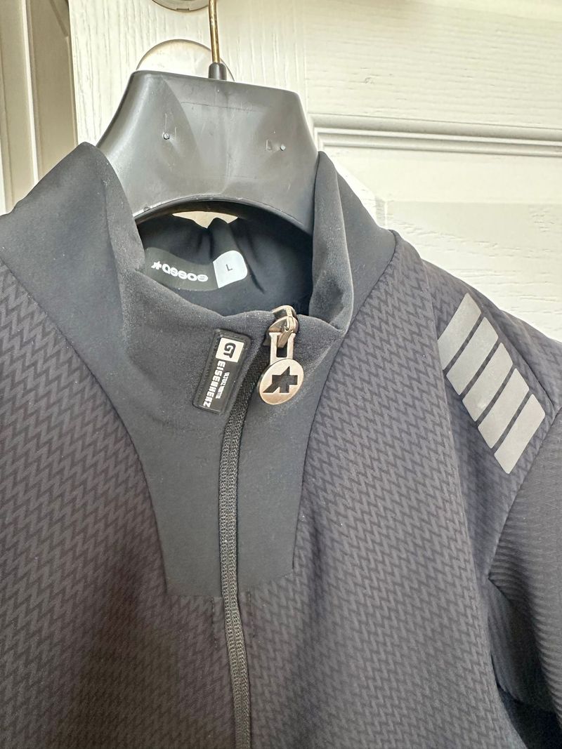 Gebrauchtes Assos Ultraz Winter Jacket S11 2025 bike — Bild 2 von 5