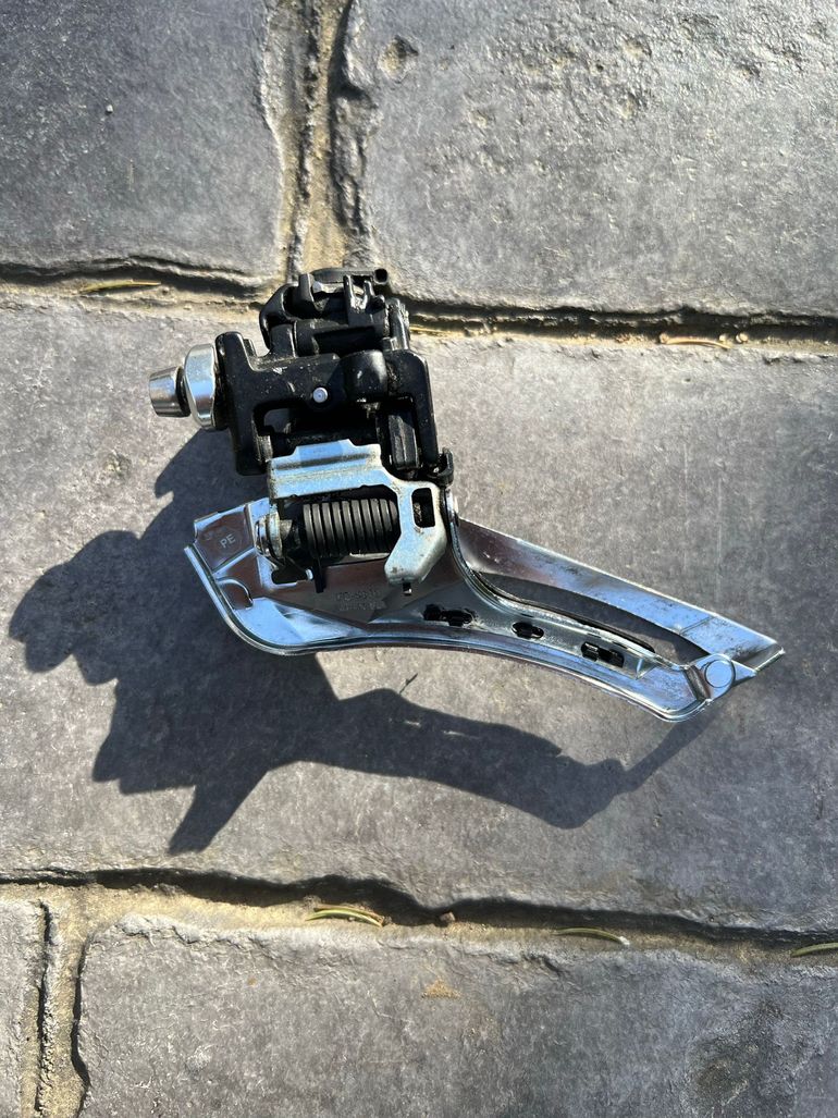 Used Shimano 105 Front Derailleur bike — image 2 of 4