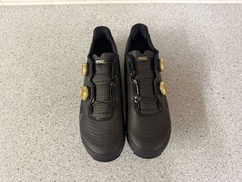Used Trek RSL Road Shoe 2026 bike — image 2 of 10