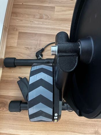 Used Wahoo KICKR CORE Smart Trainer 2024 bike — image 2 of 6