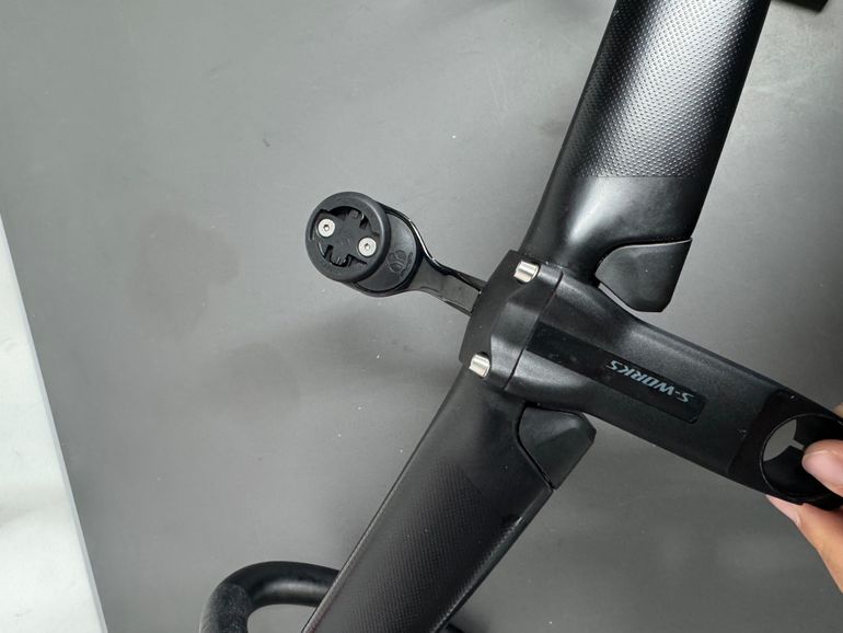 Used Roval Manubrio Rapide 42 c/c + Attacco S-Works 2024 bike — image 9 of 13
