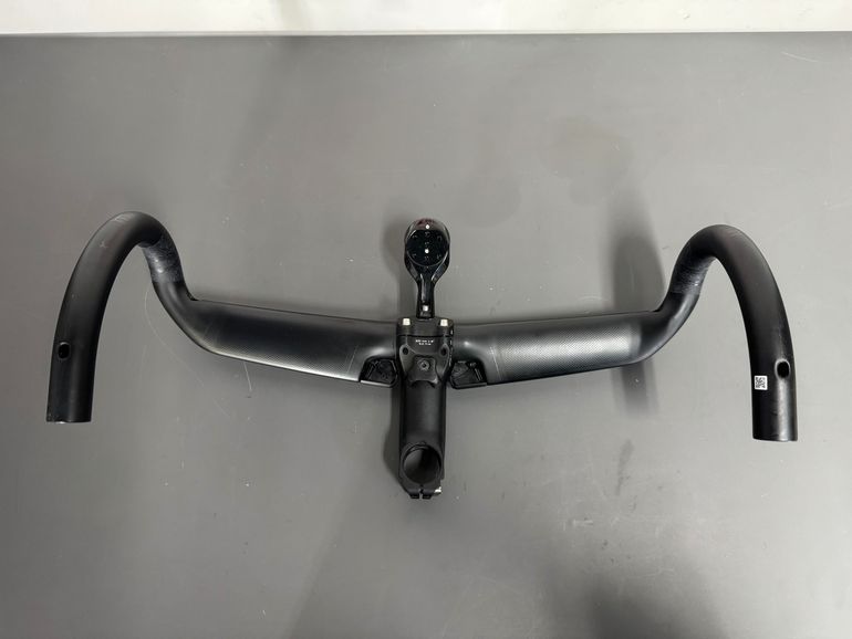 Used Roval Manubrio Rapide 42 c/c + Attacco S-Works 2024 bike — image 7 of 13