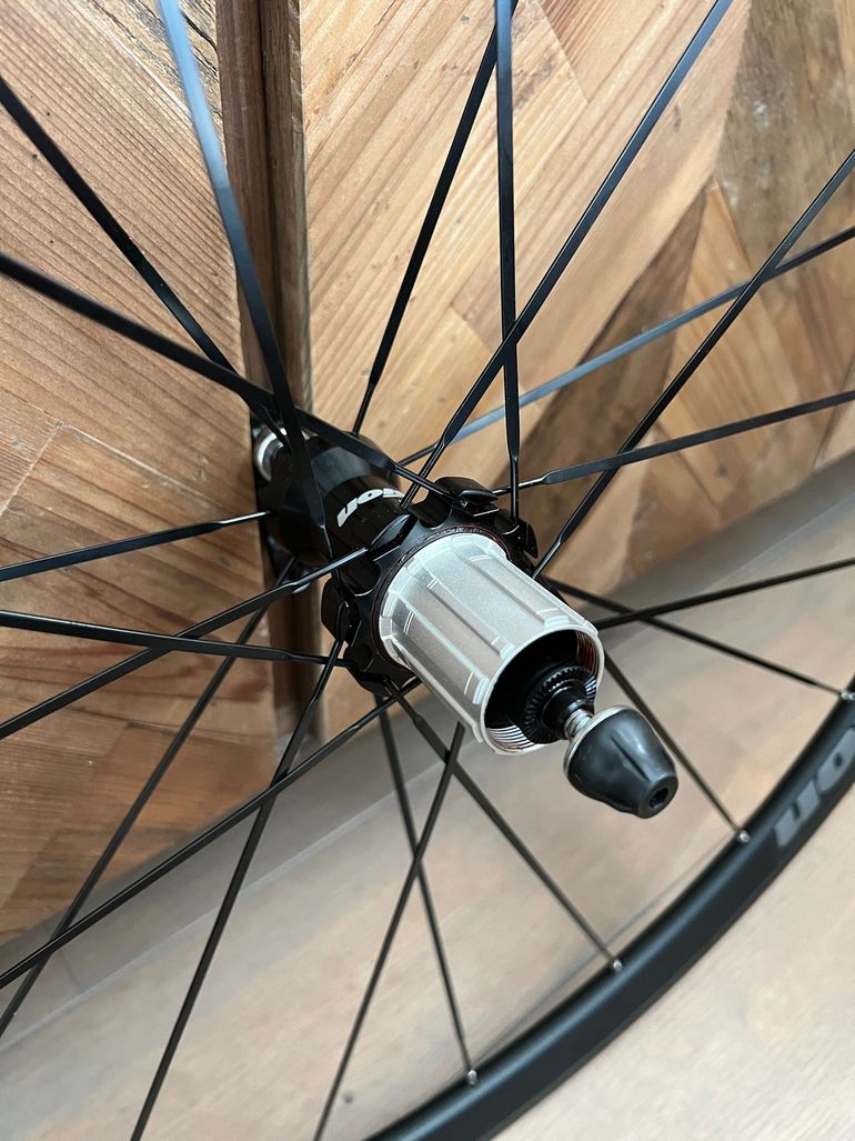 Used Vision NEW! Team 35 SL Comp Wheels 28" Shimano 9/10/11 Speed Body 2026 bike — image 6 of 6