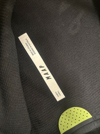 Used MAAP WOMEN’S WINTER JACKET 2025 bike — image 3 of 3