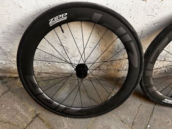Used Zipp 404 Firecrest Carbon Tubeless Disc Wheel 2025 bike — image 6 of 6