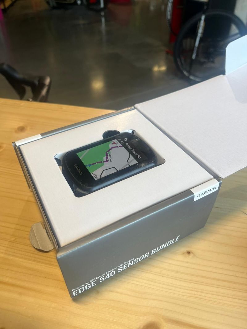 Used Garmin Edge 540 Bundle bike — image 2 of 4