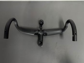Used Roval Manubrio Rapide 40 c/c + Attacco S-Works 100mm 2024 bike — image 7 of 12