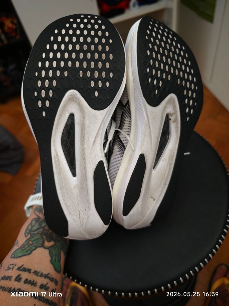 Used Asics Magic Speed 5 Size 43.5 2026 bike — image 6 of 6