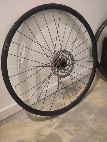 Used Marin Gravel bike — image 4 of 11