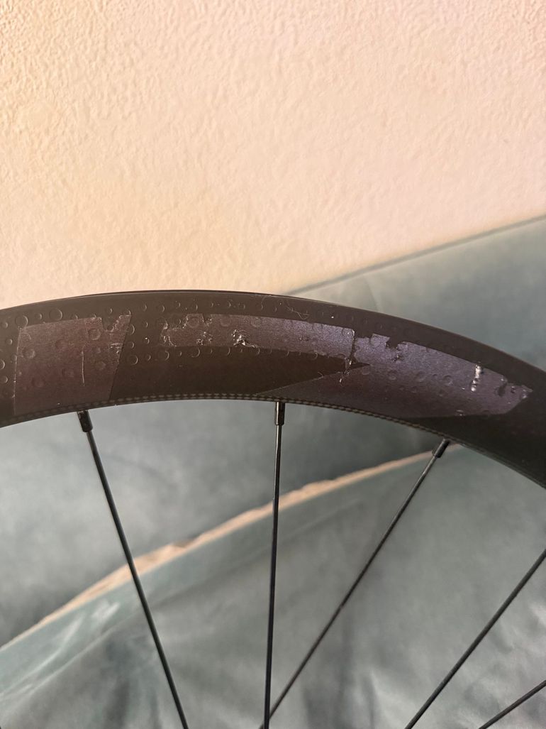 Used Zipp 303 Firecrest Tubeless Disc-brake Wheelset 2023 bike — image 7 of 10