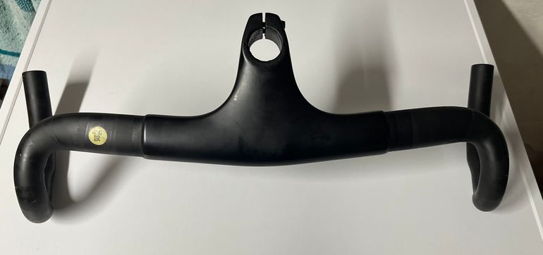 Used Canyon cockpit aero carbone CP0045 2024 bike — image 1 of 5