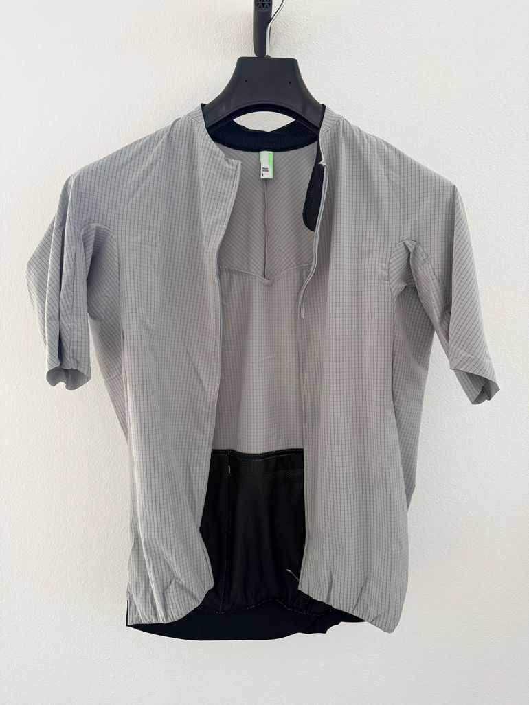 Used Q36.5 Dottore PRO Jersey 2025 bike — image 3 of 3