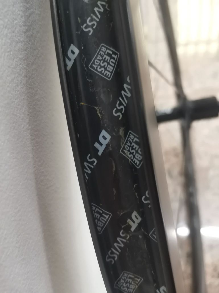 Used Dt Swiss Arc 1100 bike — image 5 of 5