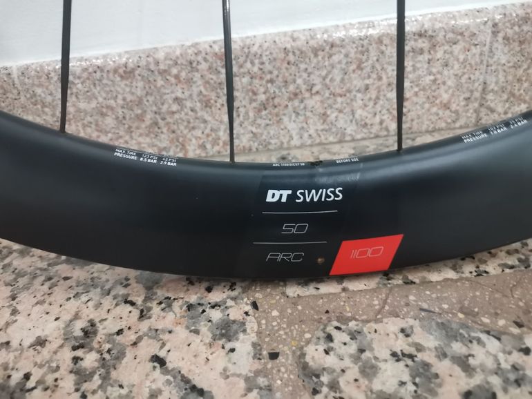 Used Dt Swiss Arc 1100 bike — image 2 of 5
