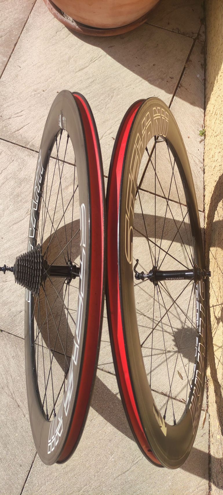 Used Stevan 11 Roues Carbone bike — image 4 of 4