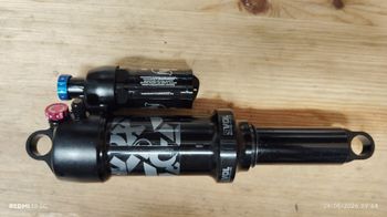 Used Fox Float X Evol 230x65 2024 bike