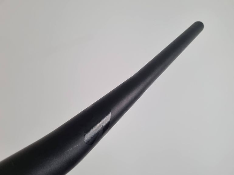 Used Specialized Aluminium Handlebar 20mm Rise 780mm Wide 35mm Diameter 2025 bike — image 3 of 6