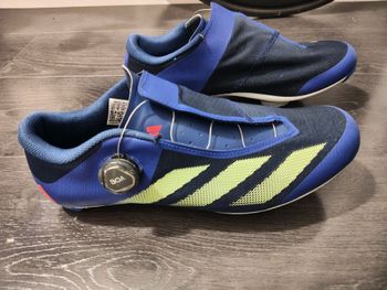 Used Adidas BOA 2025 bike — image 4 of 6
