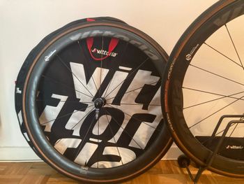 Used Vittoria Qurano 42 46 bike — image 2 of 8