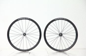 Used Boyd Pinnacle 700c Carbon Gravel Wheelset bike