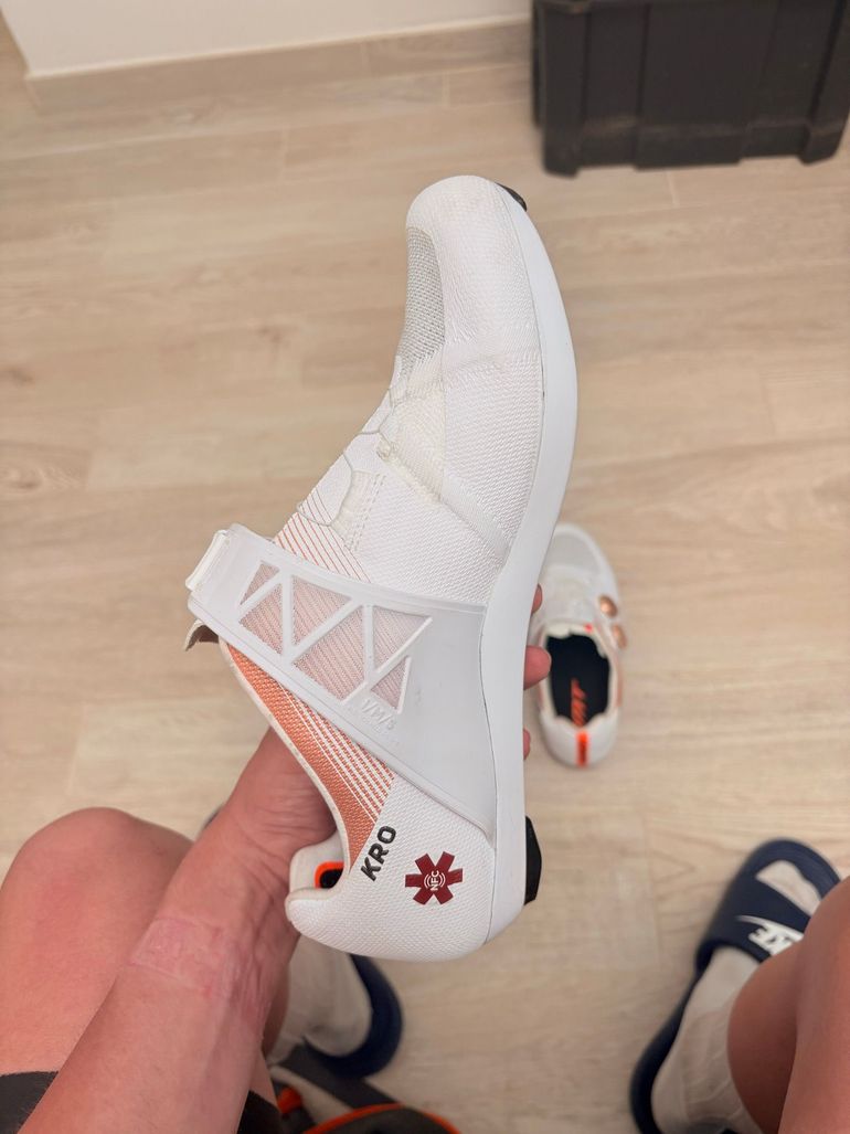 Used Dmt KR0 Evo Superlight Shoes White/Silver 2025 bike — image 3 of 6