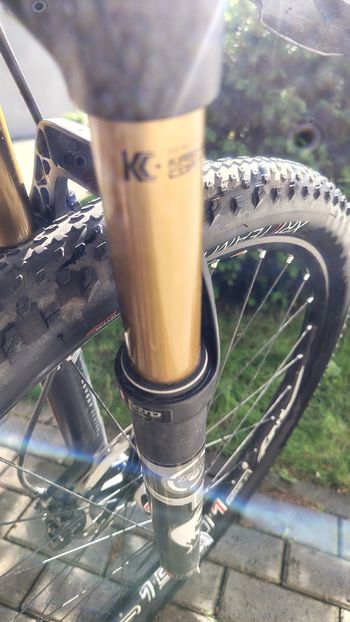 Used Fox Racing Factory Series FIT4 Fork Non-Boost 15x100 100mm Travel 2017 bike — image 6 of 6