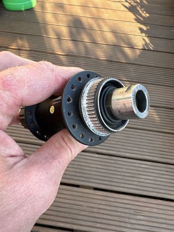 Used Shimano XT FH-M788 2016 bike — image 3 of 3