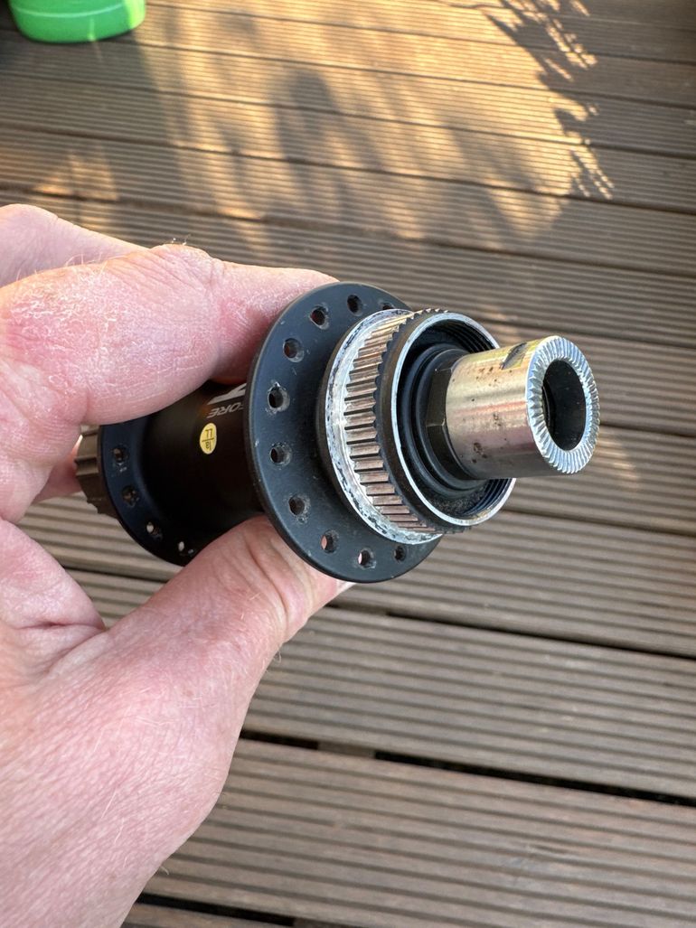 Used Shimano XT FH-M788 2016 bike — image 3 of 3