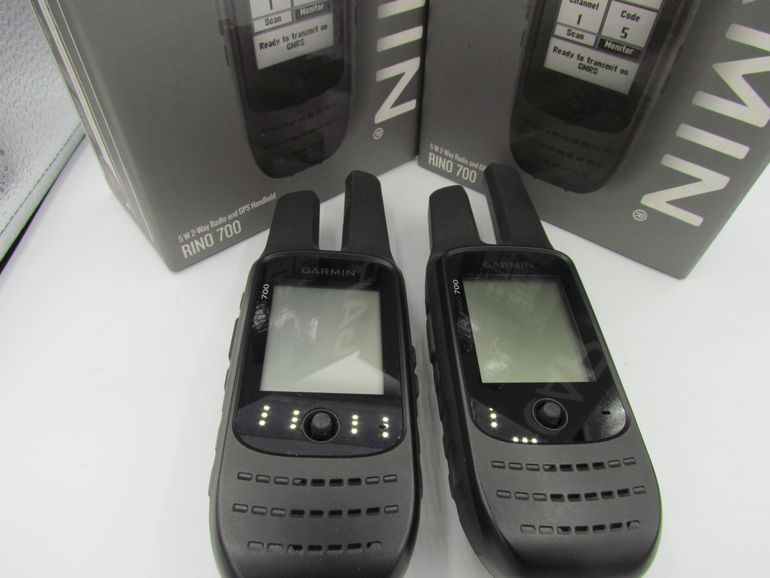 Used Garmin Rino 700 GPS/Radio bike — image 3 of 7
