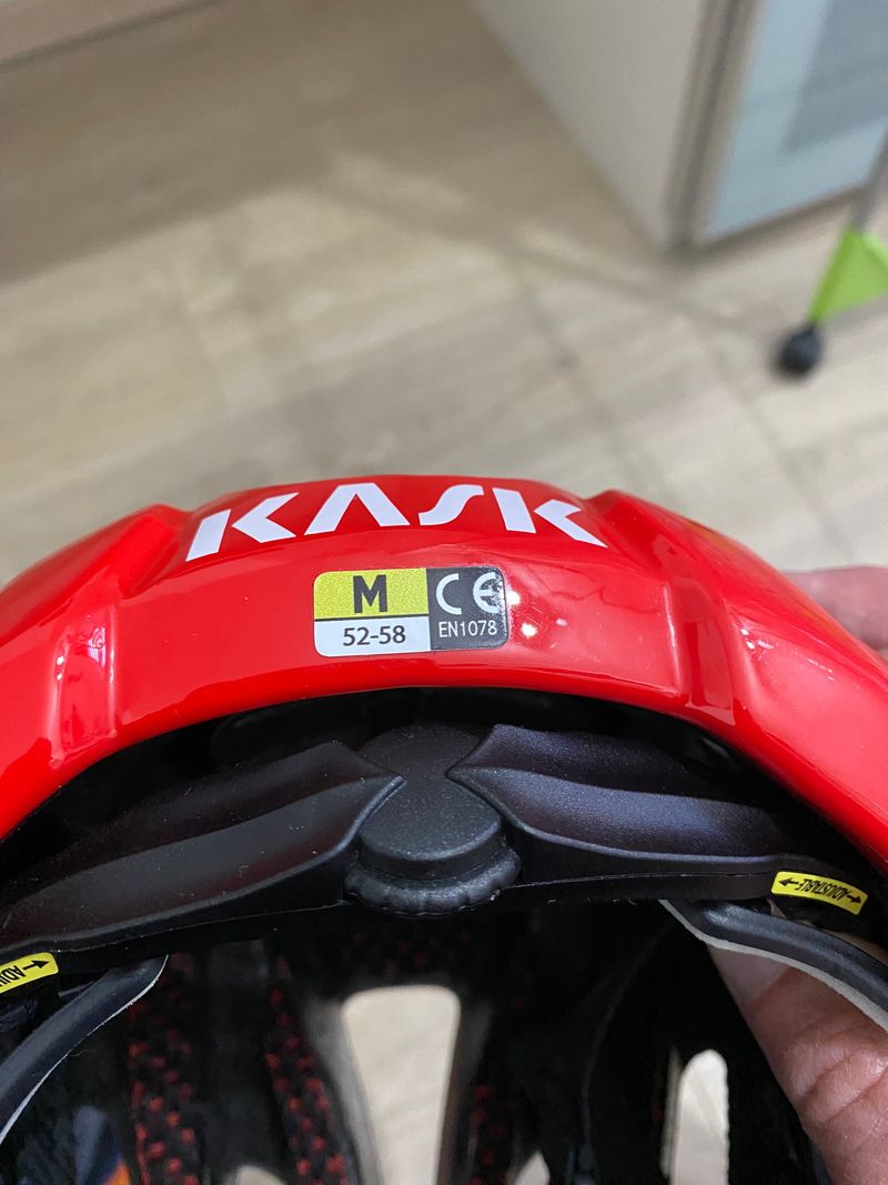 Used Kask Protone 2.0 Taille M Rouge bike — image 2 of 5