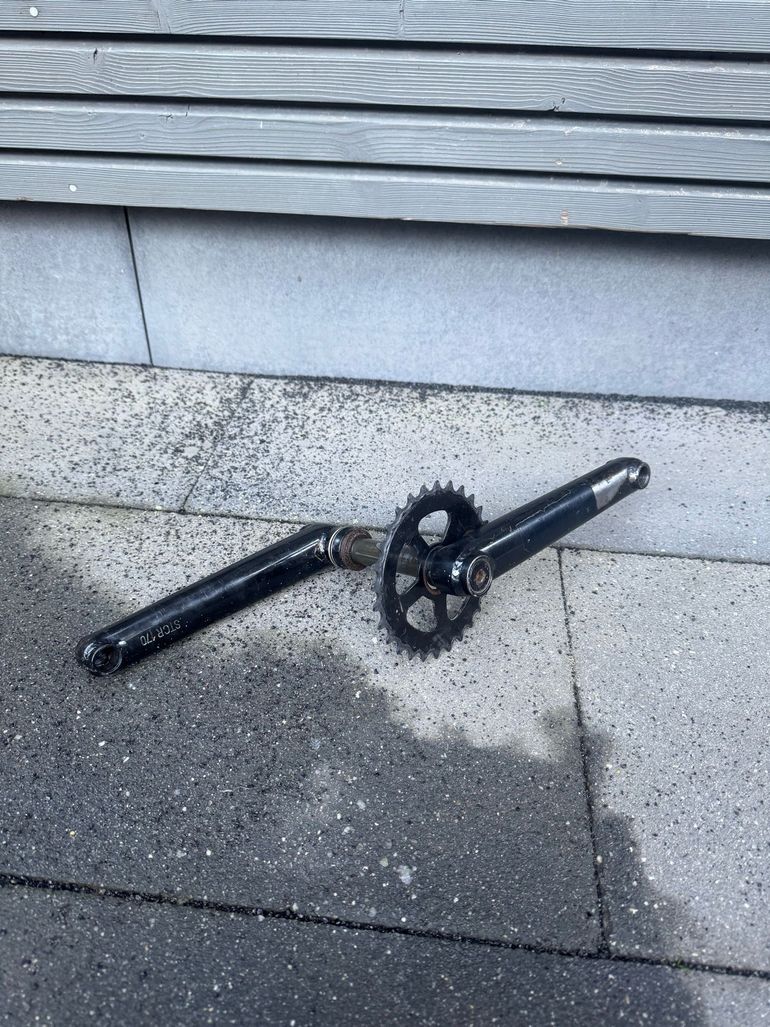 Used Cube DJ Cranks 2024 bike — image 1 of 3