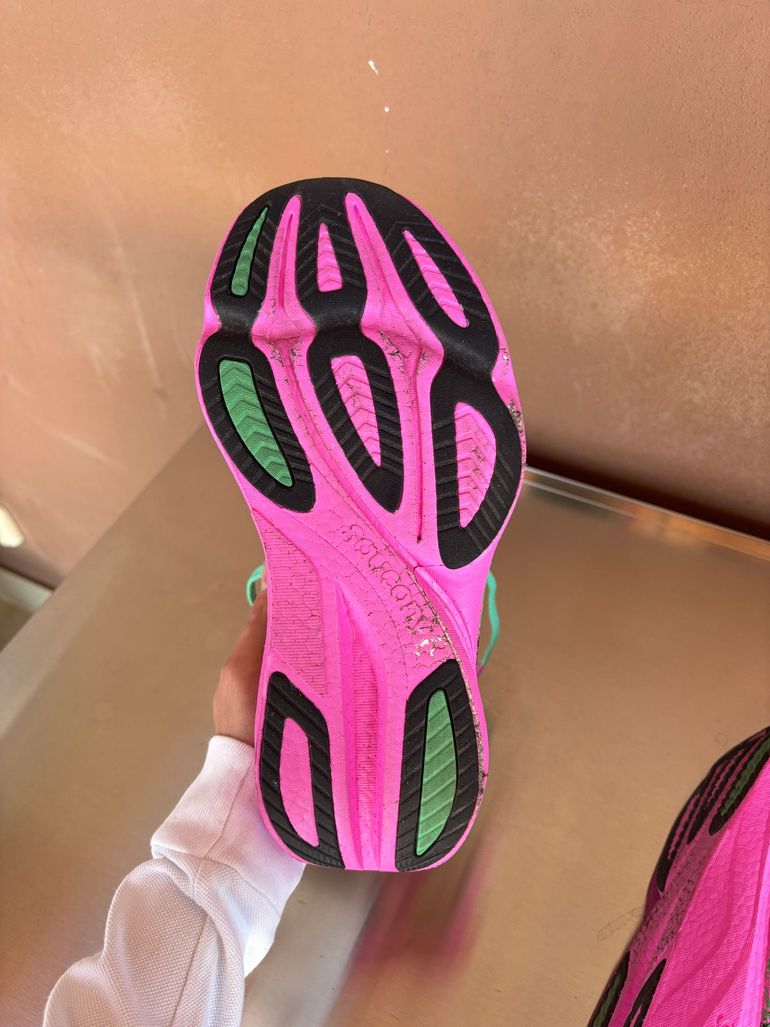 Used Saucony endorphin azura bike — image 5 of 7