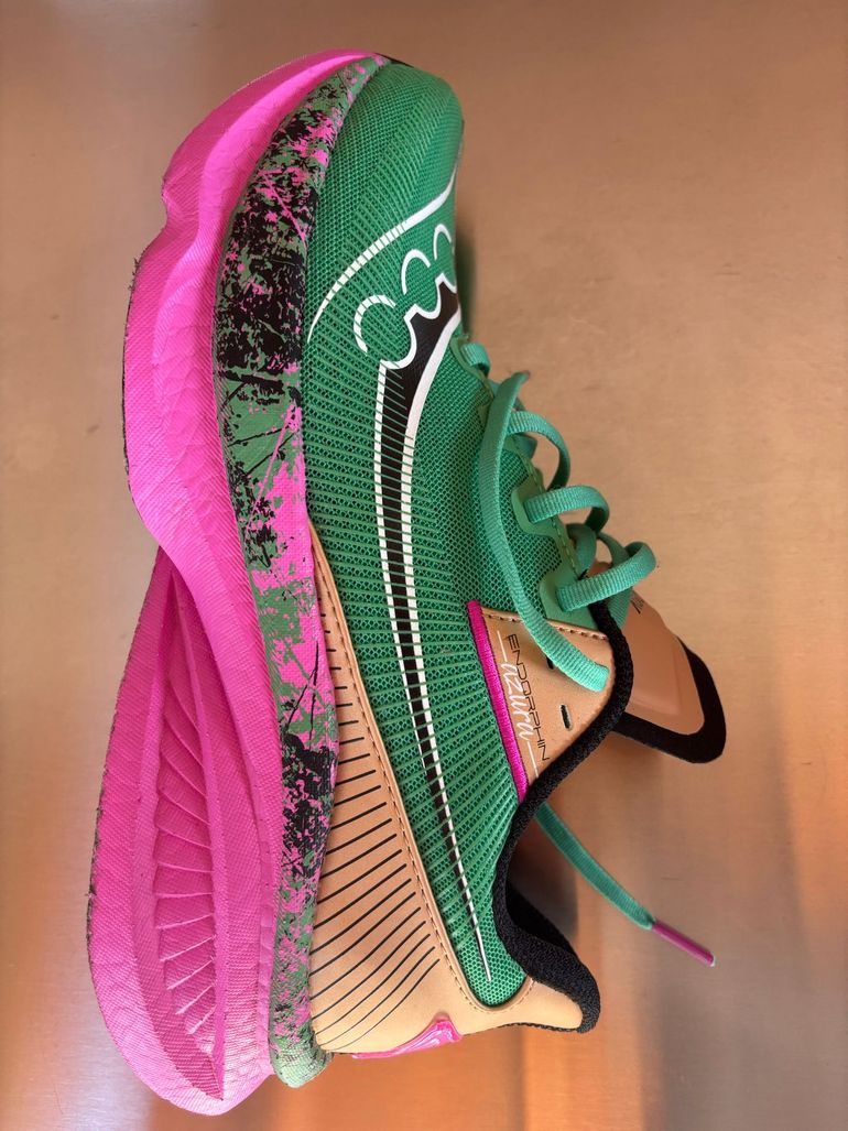 Used Saucony endorphin azura bike — image 6 of 7