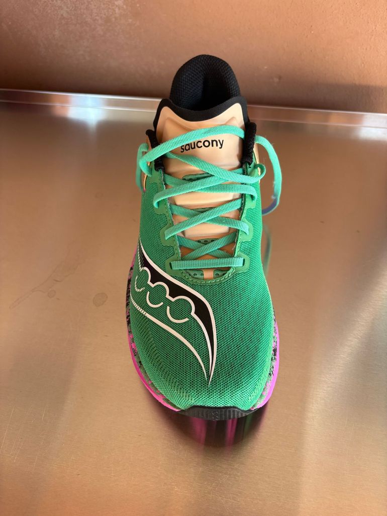 Used Saucony endorphin azura bike — image 2 of 7