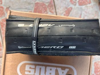 Used Continental Aero 111 29-622 / 700x29C Folding Tire 2026 bike — image 2 of 5