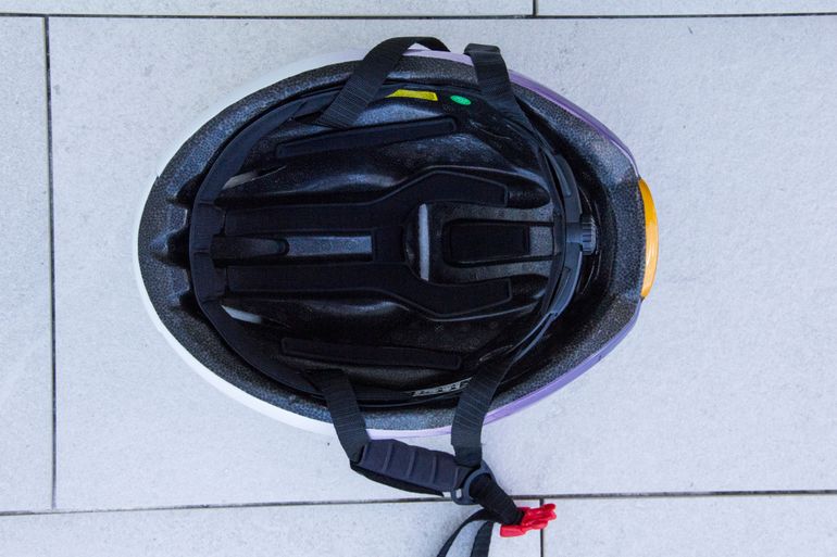 Used MET Manta MIPS Helmet 2024 bike — image 12 of 13