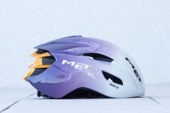 Used MET Manta MIPS Helmet 2024 bike — image 5 of 13