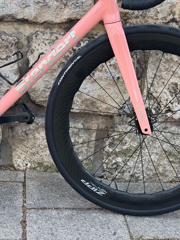Used Zipp 454 NSW 2023 bike — image 2 of 4