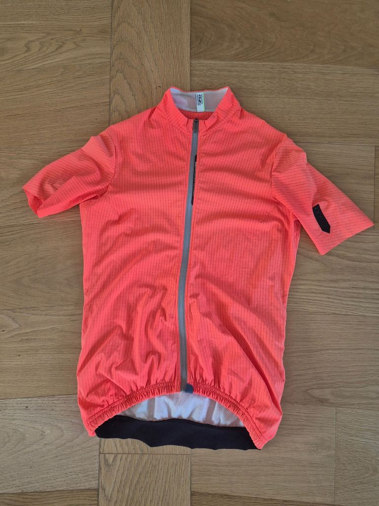 Used Q36.5 women dottore jersey 2023 bike — image 1 of 2