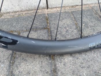 Used Bontrager Kovee Elite 30 Wheels bike — image 10 of 10