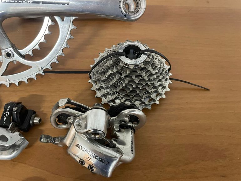 Used Campagnolo 11 groupset bike — image 3 of 5
