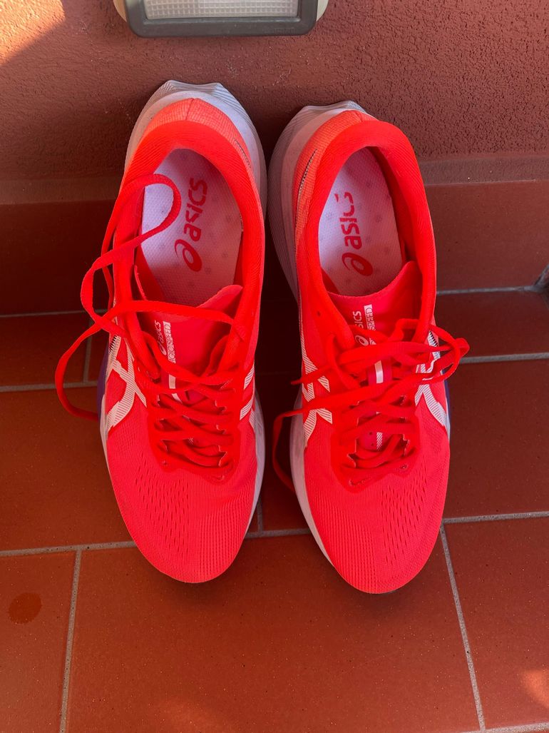 Used Asics Magic Speed 4 bike — image 2 of 5