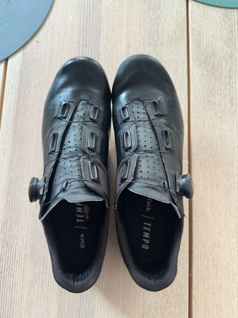 Used Fizik Tempo Overcurve R5 bike — image 2 of 4