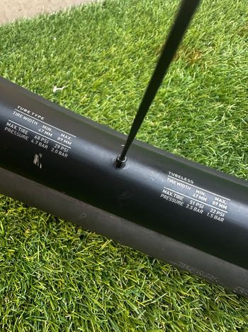 Used Dt Swiss XMC 1200 SPLINE 29 - 30 mm IS 12/148 mm Sram bike — image 5 of 6
